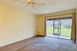 11132 Pembridge Ct, Port Richey, FL 34668 - Photo 20