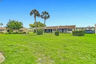 11132 Pembridge Ct, Port Richey, FL 34668 - Photo 38