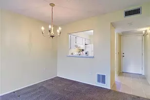 11132 Pembridge Ct, Port Richey, FL 34668 - Photo 16