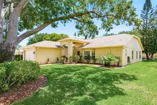 6019 Country Ridge Ln, New Port Richey, FL 34655 - Photo 2