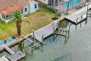 7427 Southwind Dr, Hudson, FL 34667 - Photo 10