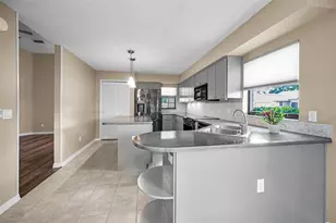 9307 Palm Haven Ct, New Port Richey, FL 34655 - Photo 10