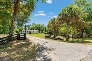 6886 W Edgewood Ln, Homosassa, FL 34448 - Photo 1
