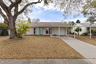 7442 Compton Ln, New Port Richey, FL 34655 - Photo 2