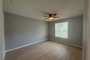 3664 Meriden Ave, Oldsmar, FL 34677 - Photo 8