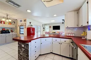7810 Vienna Ln, Port Richey, FL 34668 - Photo 22