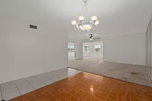 4660 Marine Pkwy, New Port Richey, FL 34652 - Photo 10