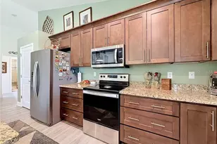 539 W Back Nine Cir, Beverly Hills, FL 34465 - Photo 12