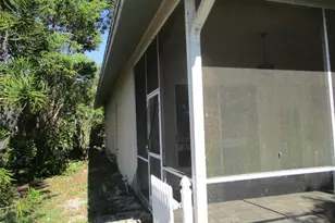 8904 Planters Ln, New Port Richey, FL 34654 - Photo 6