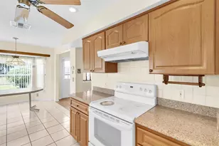 9058 Arundle Pl, New Port Richey, FL 34655 - Photo 10