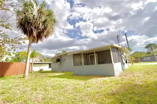 7308 Royal Palm Dr, New Port Richey, FL 34652 - Photo 4