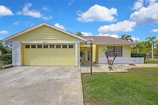 7411 Baltusrol Dr, New Port Richey, FL 34654 - Photo 2