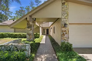 3071 Bolt Dr, Palm Harbor, FL 34685 - Photo 2