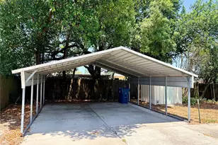 7055 Merrick Ln, Spring Hill, FL 34606 - Photo 4