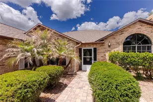 14692 Linden Dr, Spring Hill, FL 34609 - Photo 2