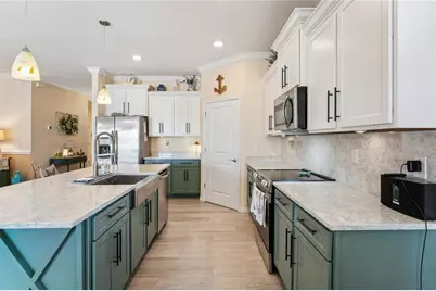13605 Paddington Way, Spring Hill, FL 34609 - Photo 12