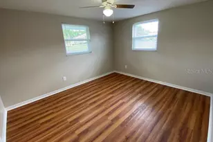 39014 South Ave, Zephyrhills, FL 33542 - Photo 10