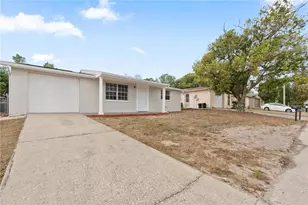 9915 Richwood Ln, Port Richey, FL 34668 - Photo 2