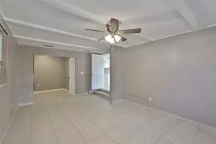 72 Lake Shore Dr, Palm Harbor, FL 34684 - Photo 14