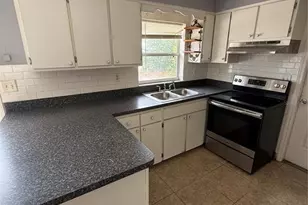9275 Chase St, Spring Hill, FL 34606 - Photo 18