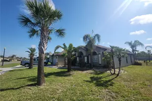 4028 Breckland Ct, Spring Hill, FL 34609 - Photo 4