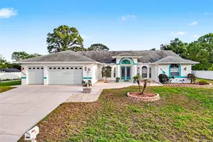 11344 Rainbow Woods Loop, Spring Hill, FL 34609 - Photo 2