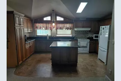 8401 Weatherford Avenue, Brooksville, FL 34613 - Photo 2