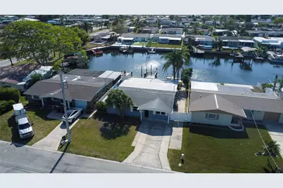 12739 1st Isle, Hudson, FL 34667 - Photo 4