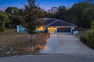 8370 Windridge Way, Weeki Wachee, FL 34613 - Photo 2