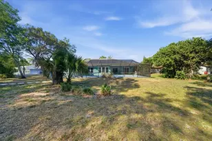 8370 Windridge Way, Weeki Wachee, FL 34613 - Photo 44