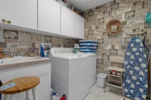 382 Royal Palm Way, Spring Hill, FL 34608 - Photo 22