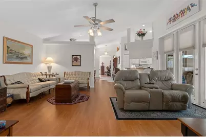 382 Royal Palm Way, Spring Hill, FL 34608 - Photo 4