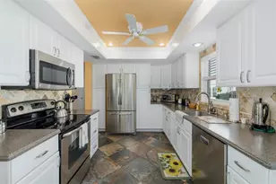 9673 Noble Ct, New Port Richey, FL 34655 - Photo 12