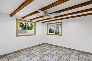 1647 Seabreeze Dr, Tarpon Springs, FL 34689 - Photo 32