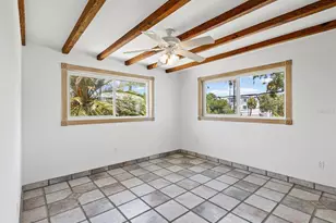 1647 Seabreeze Dr, Tarpon Springs, FL 34689 - Photo 26