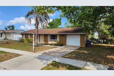 4518 Yorkshire Avenue, Spring Hill, FL 34609 - Photo 2