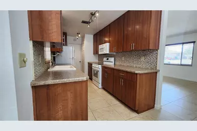 4518 Yorkshire Avenue, Spring Hill, FL 34609 - Photo 12
