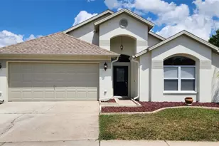 29545 Morwen Pl, Wesley Chapel, FL 33543 - Photo 1