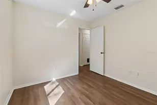 3410 Laurel Dale Dr, Tampa, FL 33618 - Photo 70