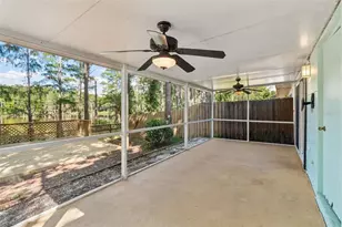 3410 Laurel Dale Dr, Tampa, FL 33618 - Photo 16