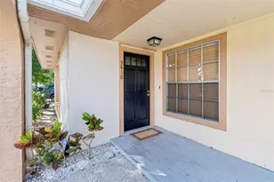 3410 Laurel Dale Dr, Tampa, FL 33618 - Photo 12