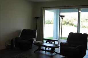 535 Dowling Cir, Lady Lake, FL 32159 - Photo 12