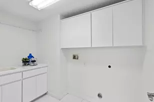 9631 Oakwood Hills Ct, New Port Richey, FL 34655 - Photo 20