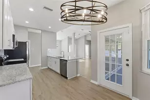 11070 Labrador Duck Rd, Weeki Wachee, FL 34614 - Photo 12
