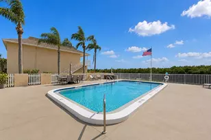 8818 Bay Pointe Dr, Tampa, FL 33615 - Photo 12