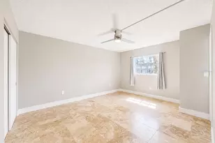 8818 Bay Pointe Dr, Tampa, FL 33615 - Photo 10