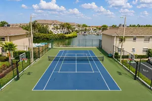 8818 Bay Pointe Dr, Tampa, FL 33615 - Photo 14