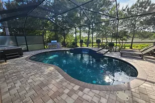 12641 Drakefield Dr, Spring Hill, FL 34610 - Photo 4