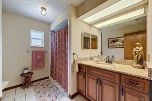 7111 Ricker Ave, Webster, FL 33597 - Photo 24