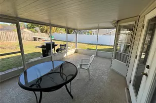 7502 Turtlebrook Ln, New Port Richey, FL 34655 - Photo 14